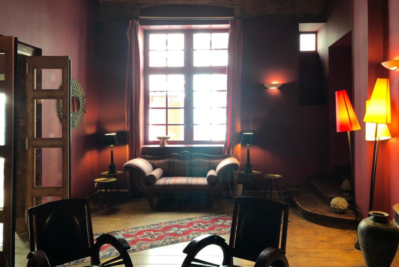 Hotel De L'amphithéâtre Arles