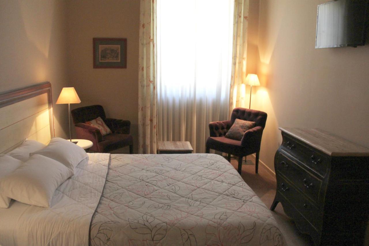 De L'amphithéâtre Hotel 3*