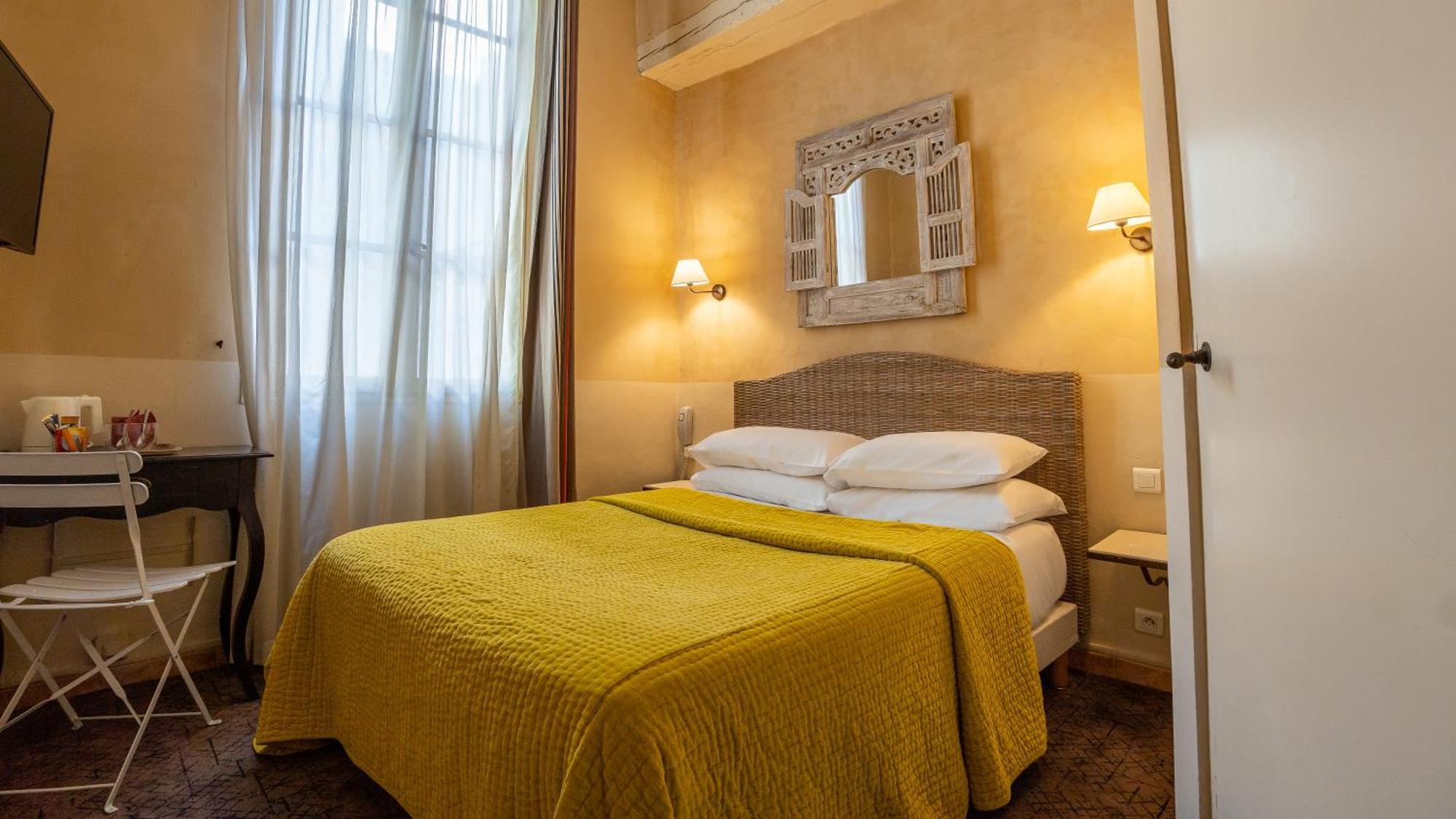 De L'amphithéâtre Hotel 3*