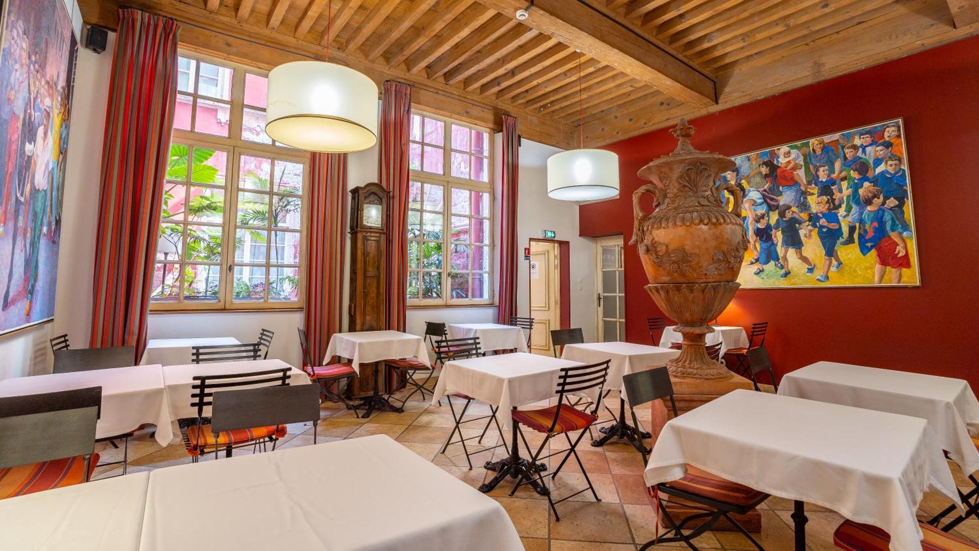De L'amphithéâtre Hotel 3*